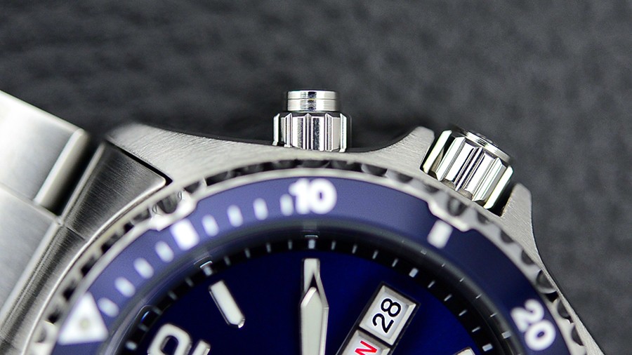 fem65002dw mako.still0141