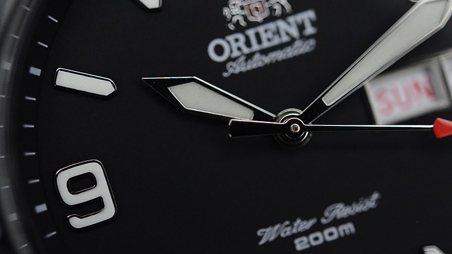 orient fem65001bw mako.still034 orient fem65001bw mako.still034