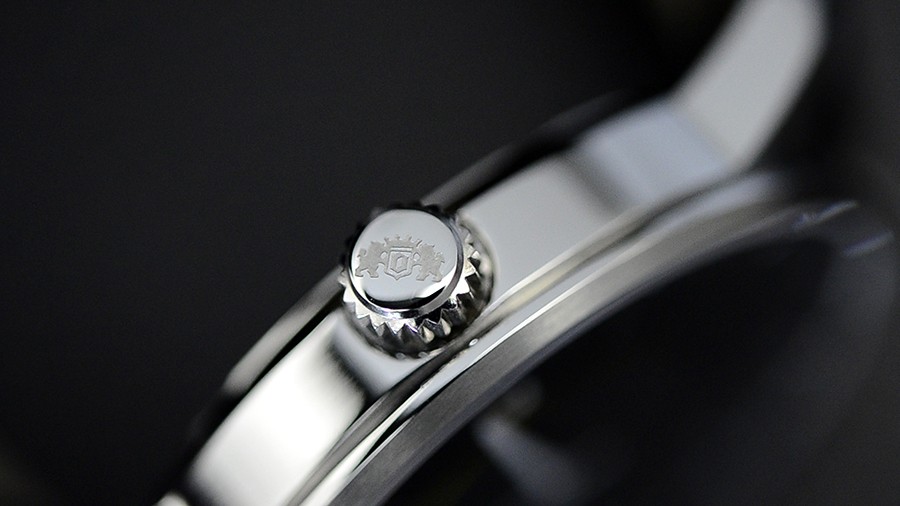 ser0200cb0 disk.still011