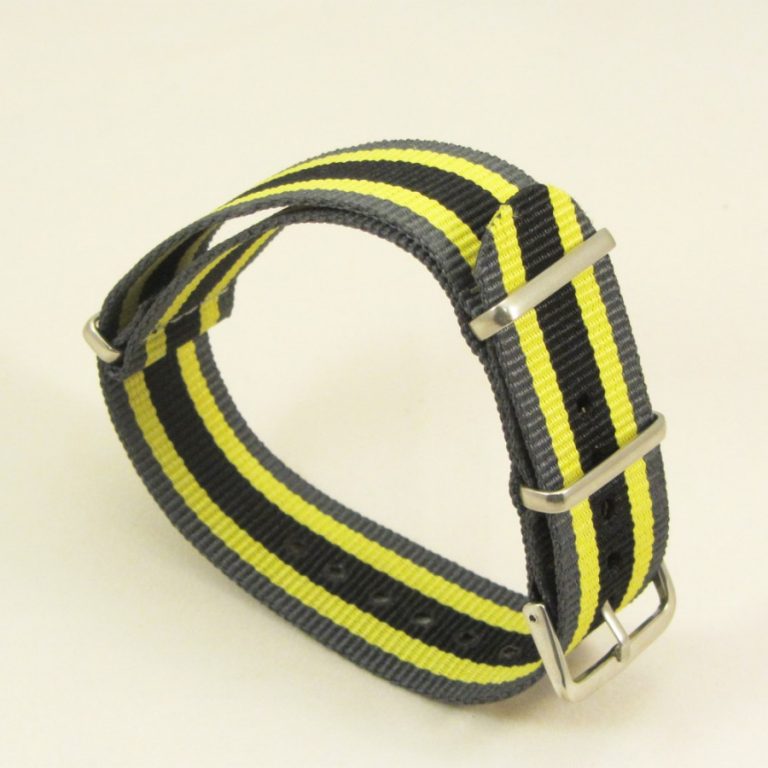 vert jaune noir nylon nato watch 900x900