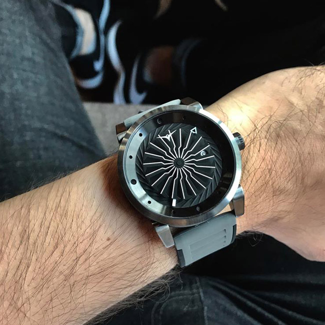 Automatic Watch ZINVO BLADE Worldwide Shipping