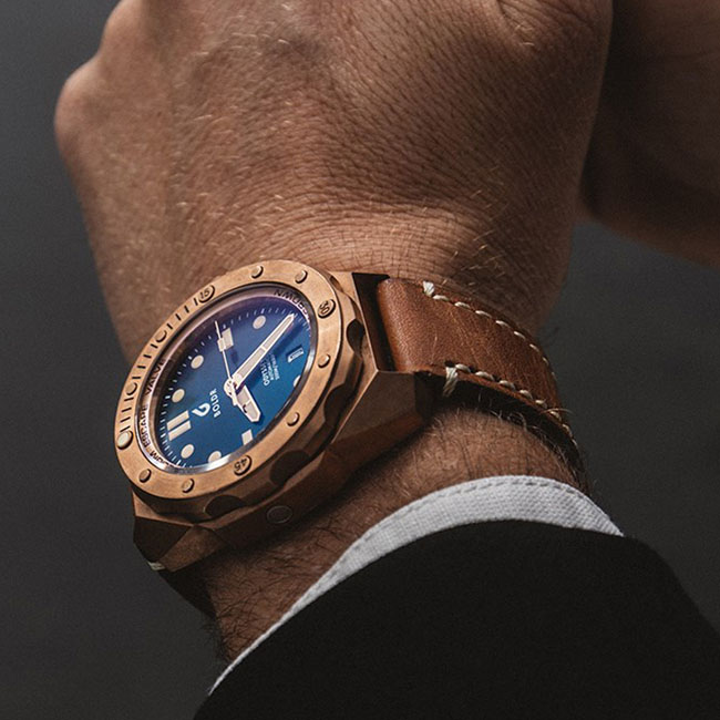 boldr odyssey bronze blue conteenium 8