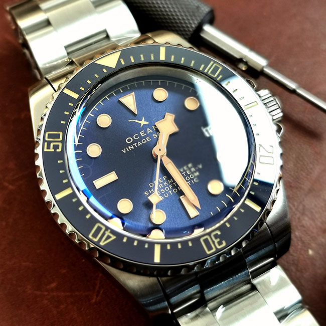 Ocean X VSMS522 Sharkmaster Conteenium 4