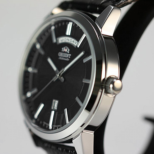 Orient Day date FEV0U003B Conteenium 4