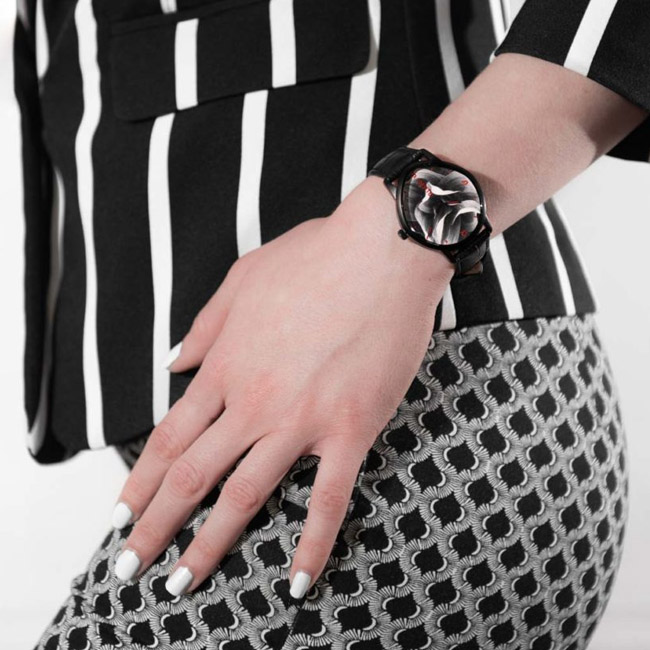 Nepto Numero1 BLACK FLOWER NBF BCRL18 Conteenium 3