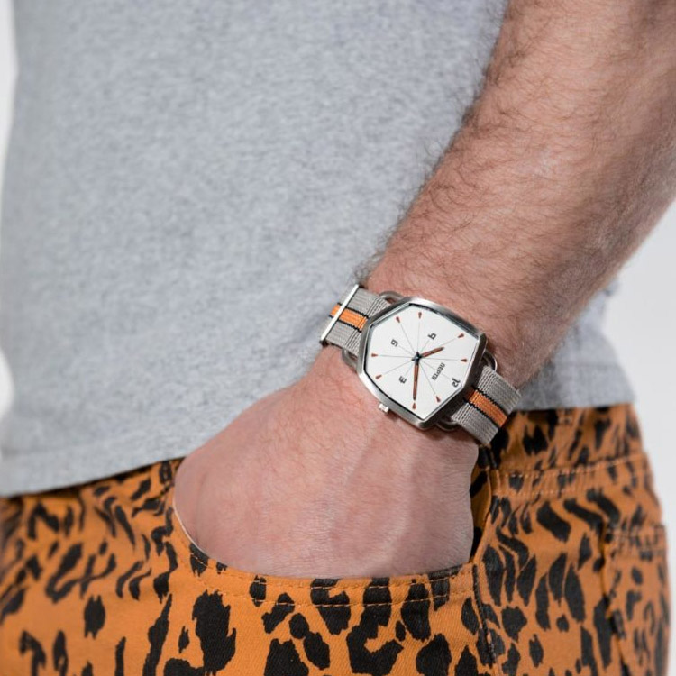 Nepto Shield WHITE REVERSO SWR GONF22 Conteenium 3 1