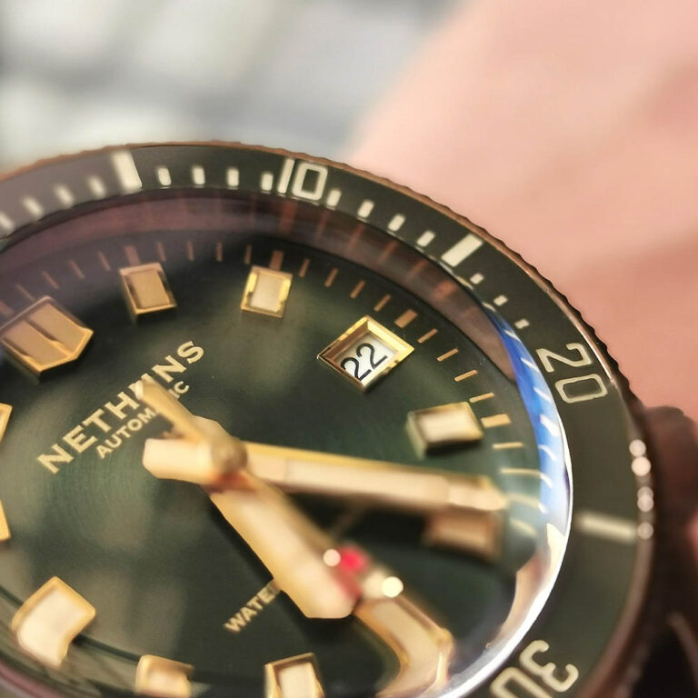 NETHUNS AQUA STEEL 300 AS301 時計