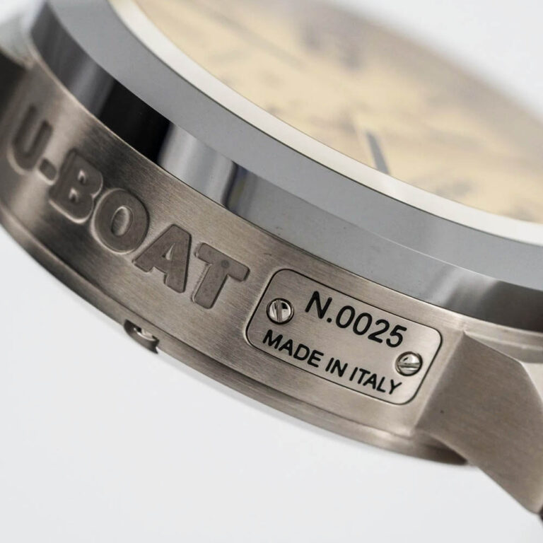 U BOAT Classico Date 8071 Conteenium 10
