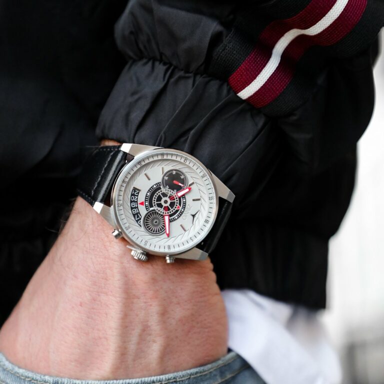 ZINVO CHRONO SILVER 4