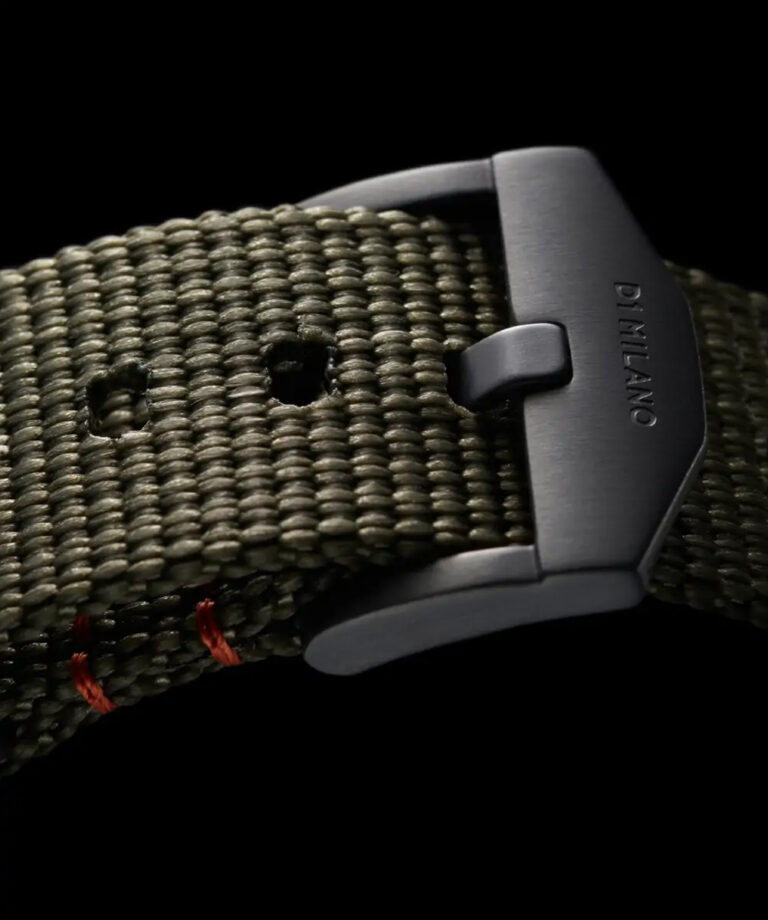 D1 Milano Commando Metal Slug Green MTNJMS - Quartz