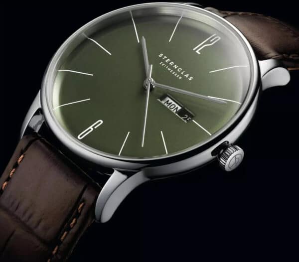 sternglas watch S01 BE08 HE05 cc