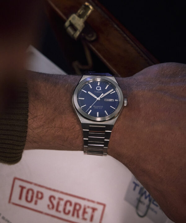 timex watch TW2Y25100 a